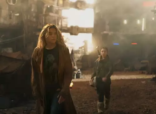 Supergirl_134260072898103314_big-cine_deskt.webp