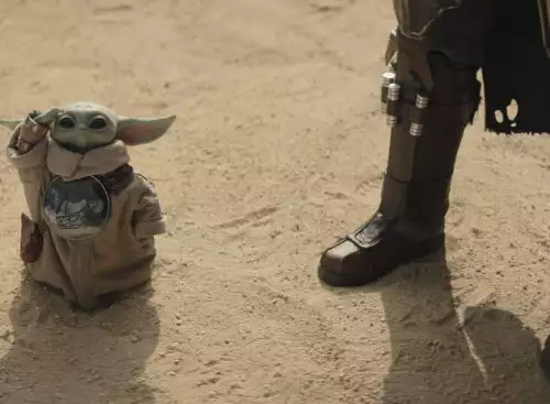 StarWarsTheMandalorianGrogu_134227013767741823_big-cine_deskt.webp